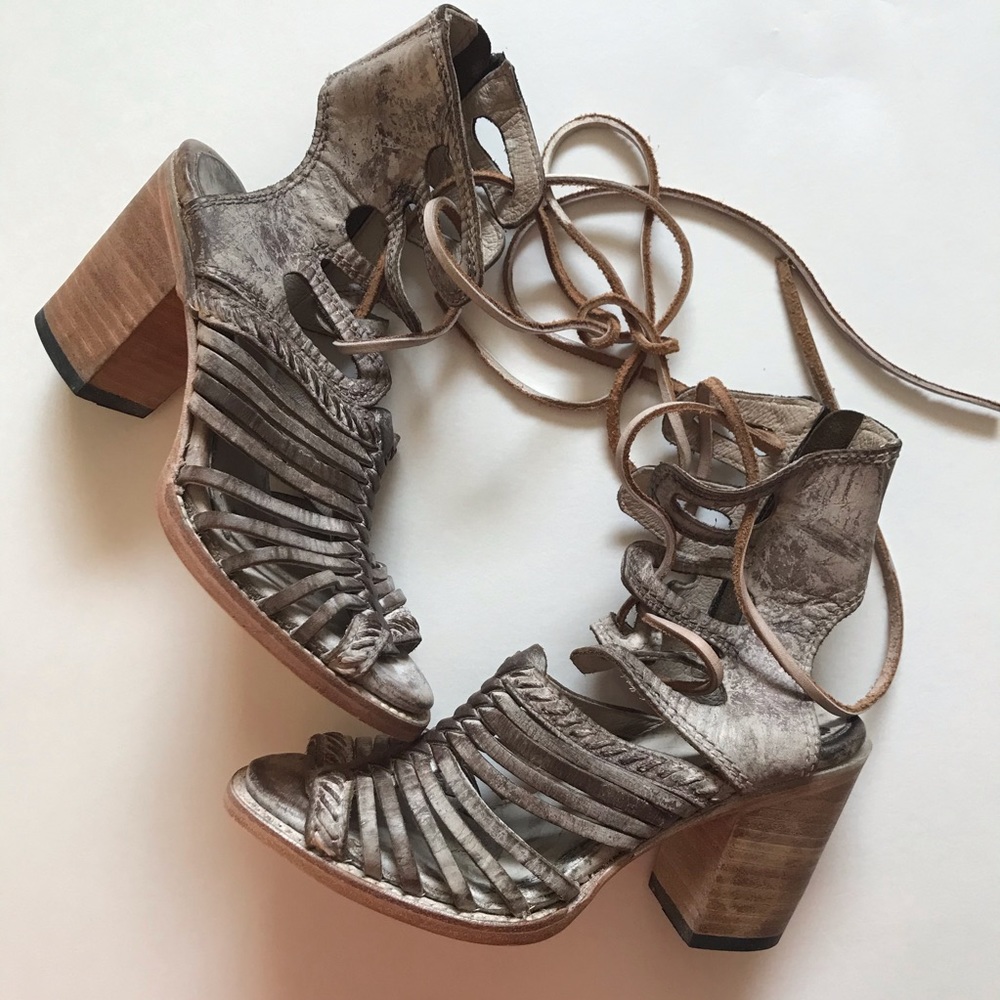 Freebirds Belize Taupe Leather Sandal Boots 7